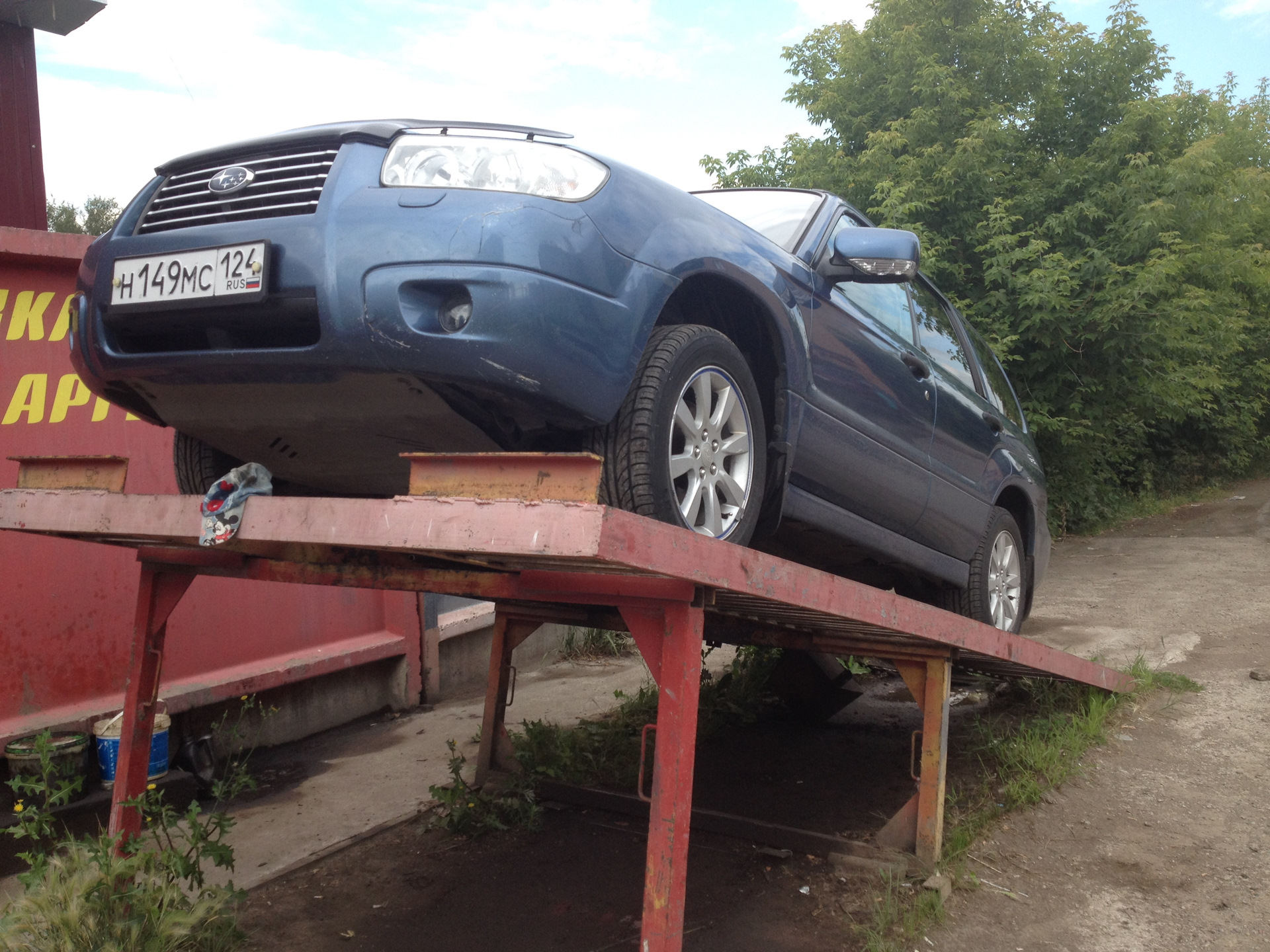 Выпускной коллектор — Subaru Forester (SG), 2 л, 2007 года | поломка |  DRIVE2