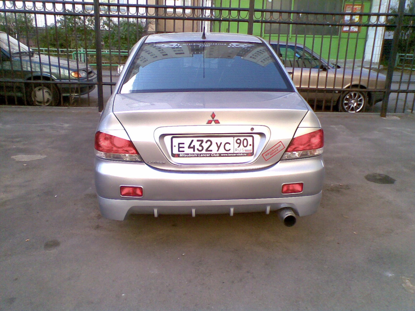 mitsubishi lancer 9 сзади