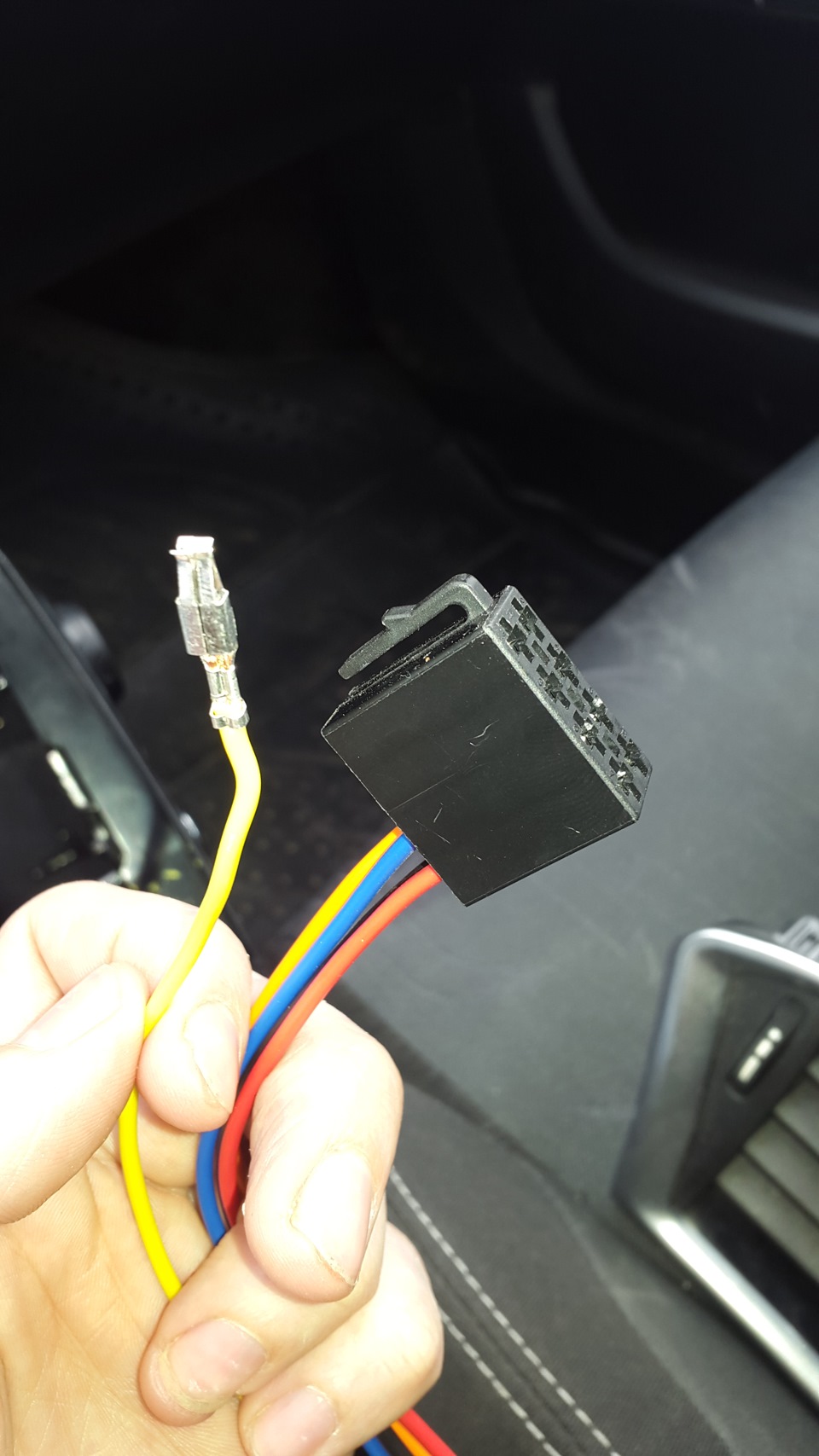 Как вывести remot в штатной магнитоле Citroen — Citroen C4 (2G), 1,6 л ...