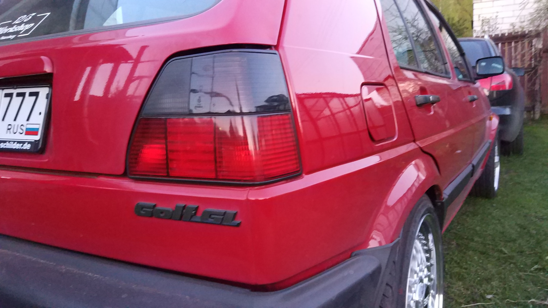 Hella Red Black Golf 2 Купить