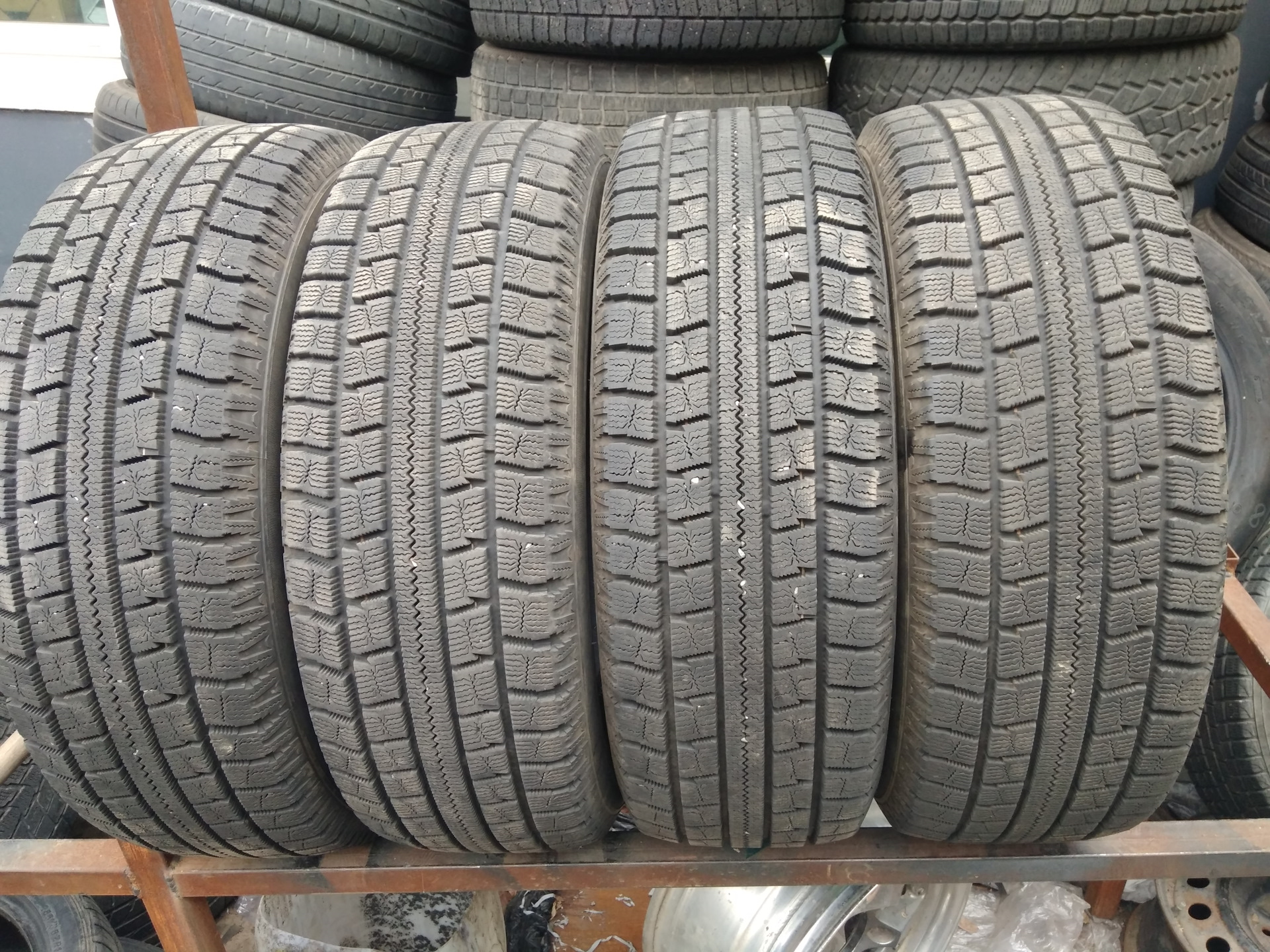 Зимняя резина 225 65. Nitto sn2 225/65 r17. Nitto SN 2 Winter. Nitto sn2 205/60 r16 Winter. Nitto Winter sn2 205/65r16 95q, TL.