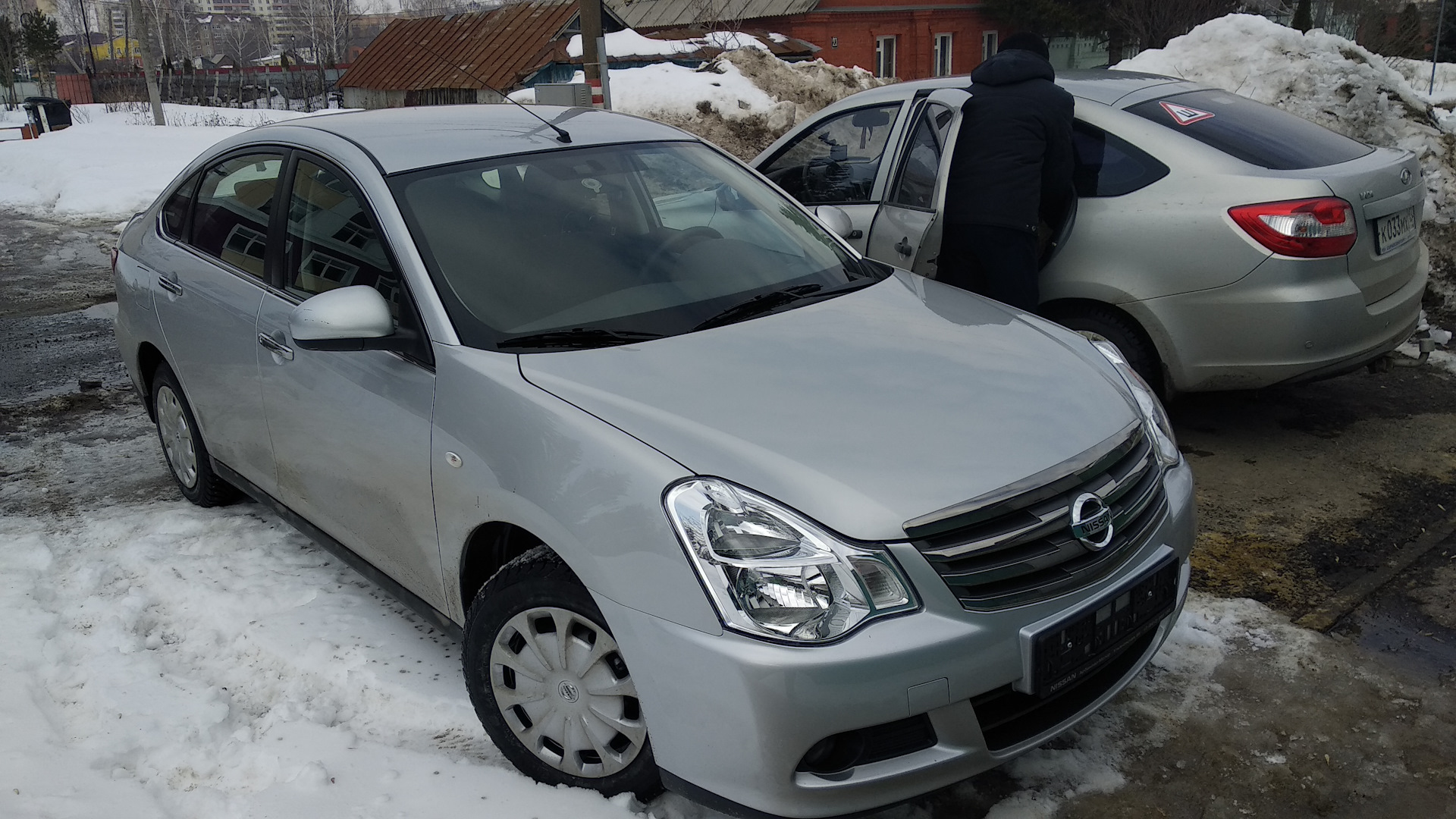 Купить Nissan Almera серебристый металлик 2014 года с пробегом 64782 км в г Каза