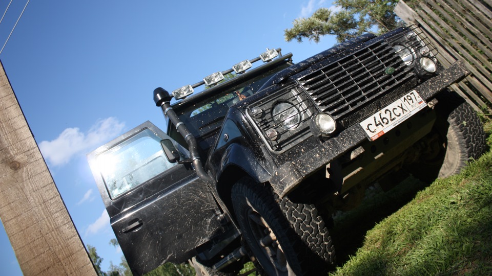 Land Rover Defender 2.4 дизельный 2009 | на DRIVE2