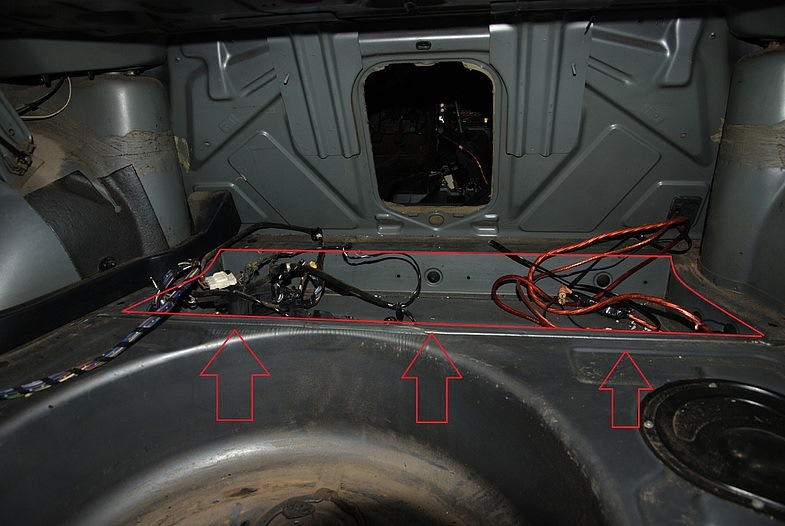 Как открыть багажник bmw e34