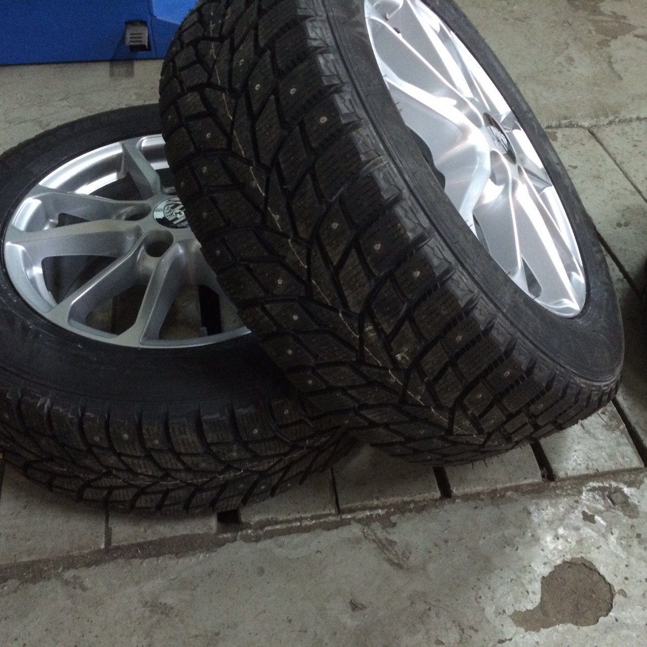 Dunlop grandtrek ice 02. Dunlop Grandtrek ice03 на ниву. Dunlop Grandtrek ice03 drive2. Dunlop Grandtrek Ice 03 на Шевроле Круз. Данлоп на ниву.
