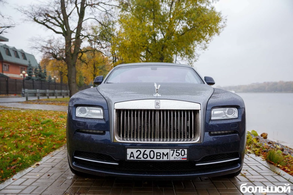 Машина настоящая rolls royce. Смотреть фото Машина настоящая rolls royce. Смотреть картинку Машина настоящая rolls royce. Картинка про Машина настоящая rolls royce. Фото Машина настоящая rolls royce