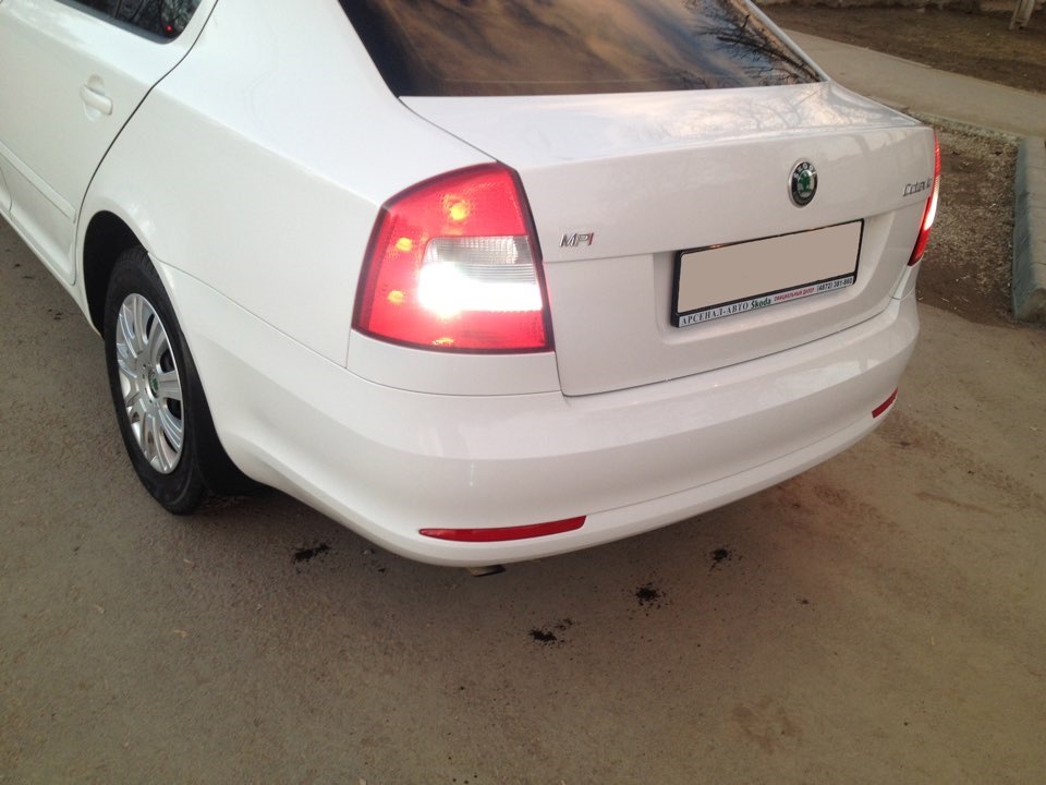 Led лампы в задний ход — Skoda Octavia A5 Mk2, 1,6 л, 2010 года ...