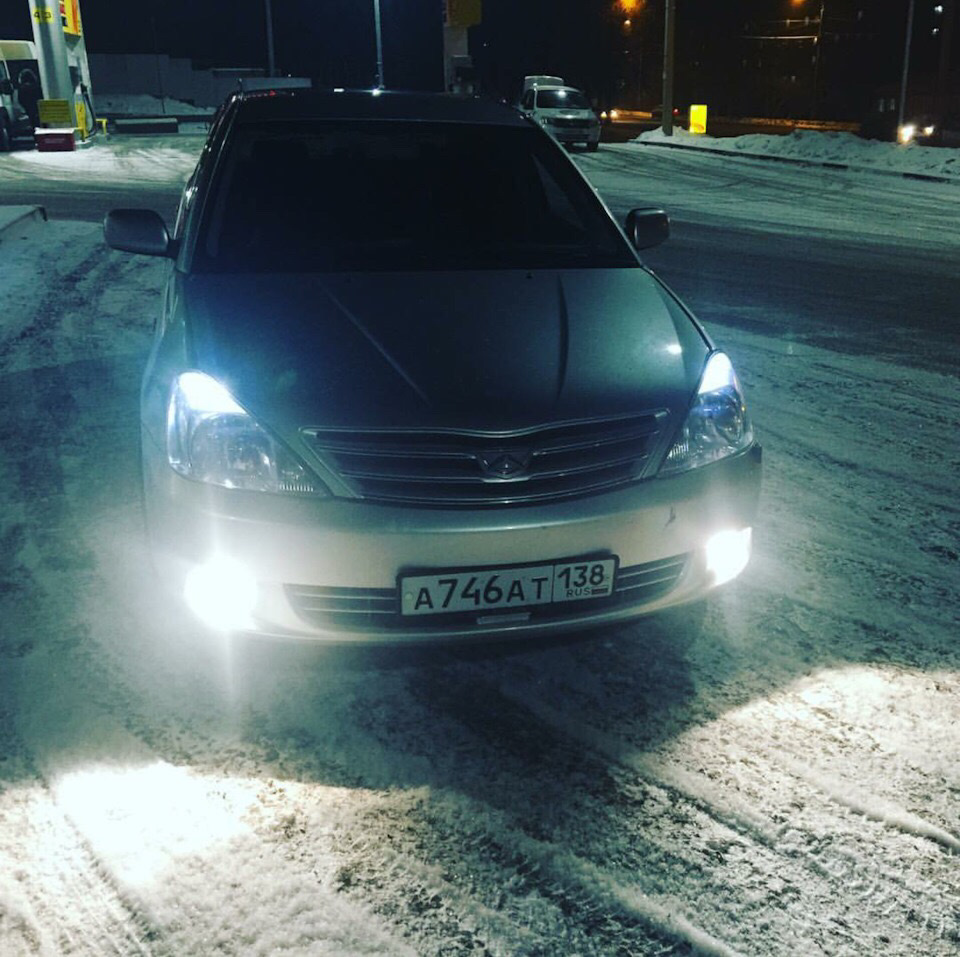 Свет toyota