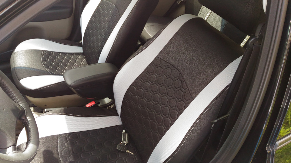 Немного о подлокотниках. — Lada Калина седан, 1,6 л, 2010 года ...