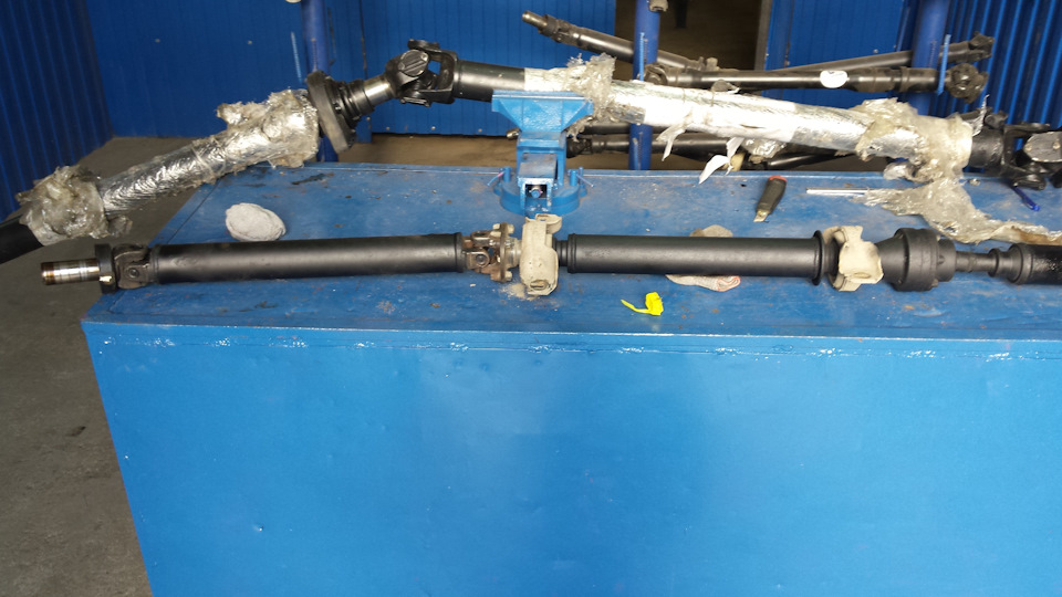 замена крестовин в карданном валу — DRIVE2