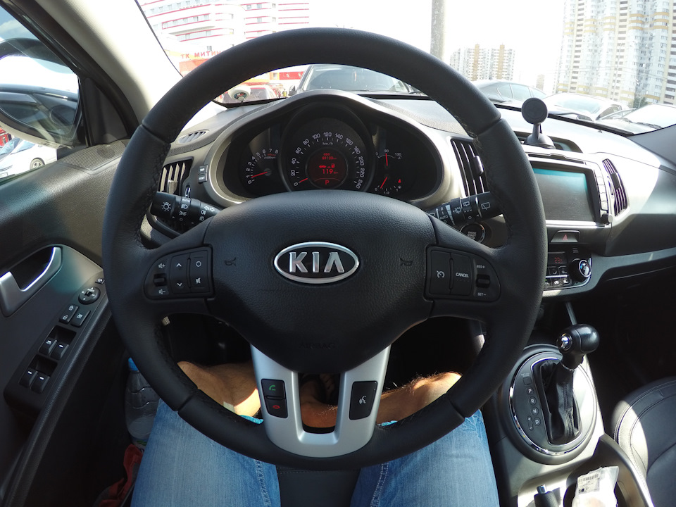 Kia Sportage 2012 руль