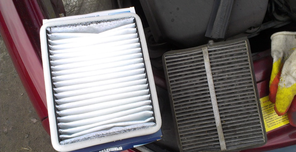 Пришло время поменять салонный фильтр — Lada Приора седан, 1,6 л, 2009 ...