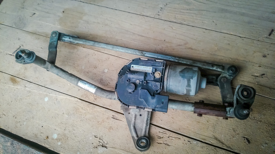 Фото в бортжурнале Skoda Superb Combi (Mk2). Запчасти на фото: 1184291