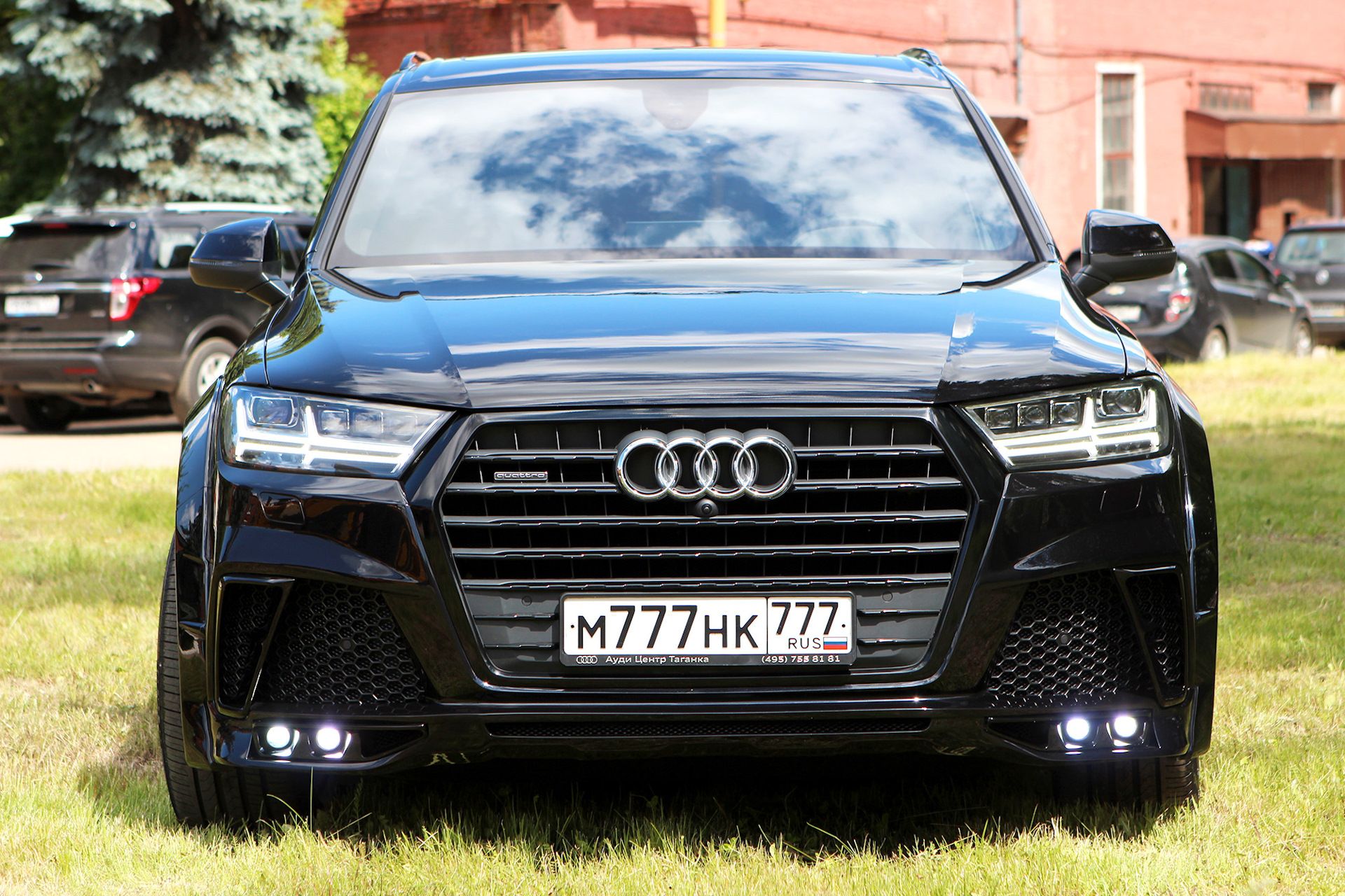 Q7 4m. Audi q7 2017 Tuning. Audi q7 4m обвес. Audi q7 4m 2017. Обвес на Ауди q7 4m.