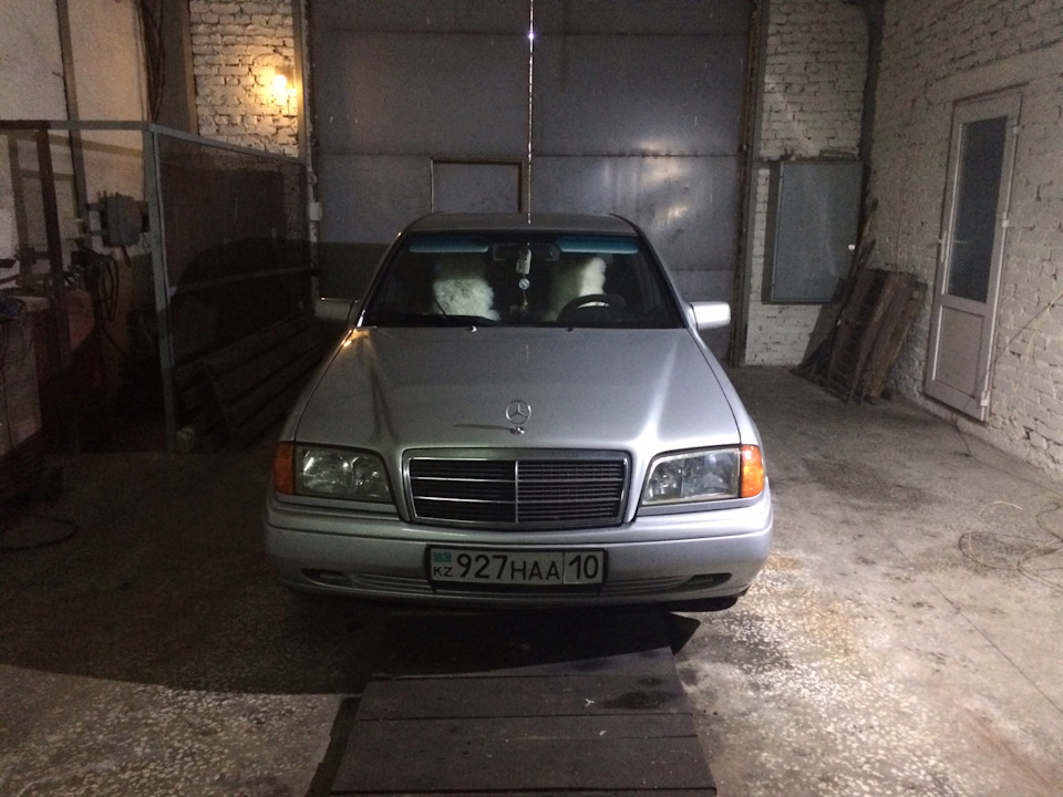 Регулировка рулевого редуктора — Mercedes-Benz C-class (W202), 1,8 л ...