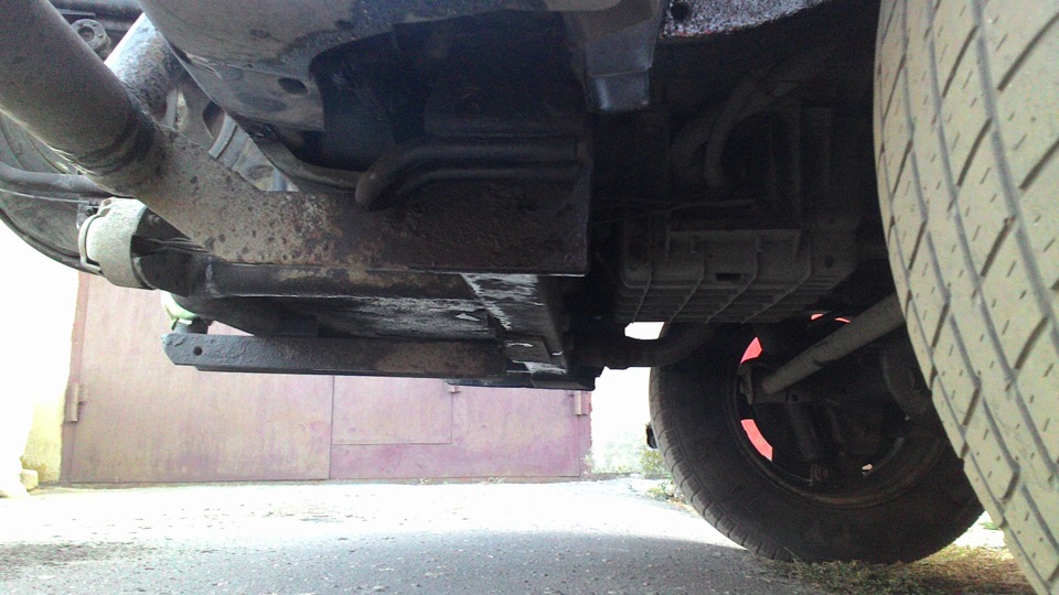 Устройство фаркопа (причала для чайников)) — KIA Sportage (1G), 2 л ...