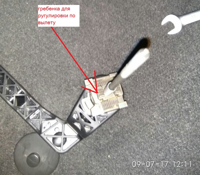 Регулировка руля по вылету CRUZE в базе — Chevrolet Cruze Hatchback, 1 ...