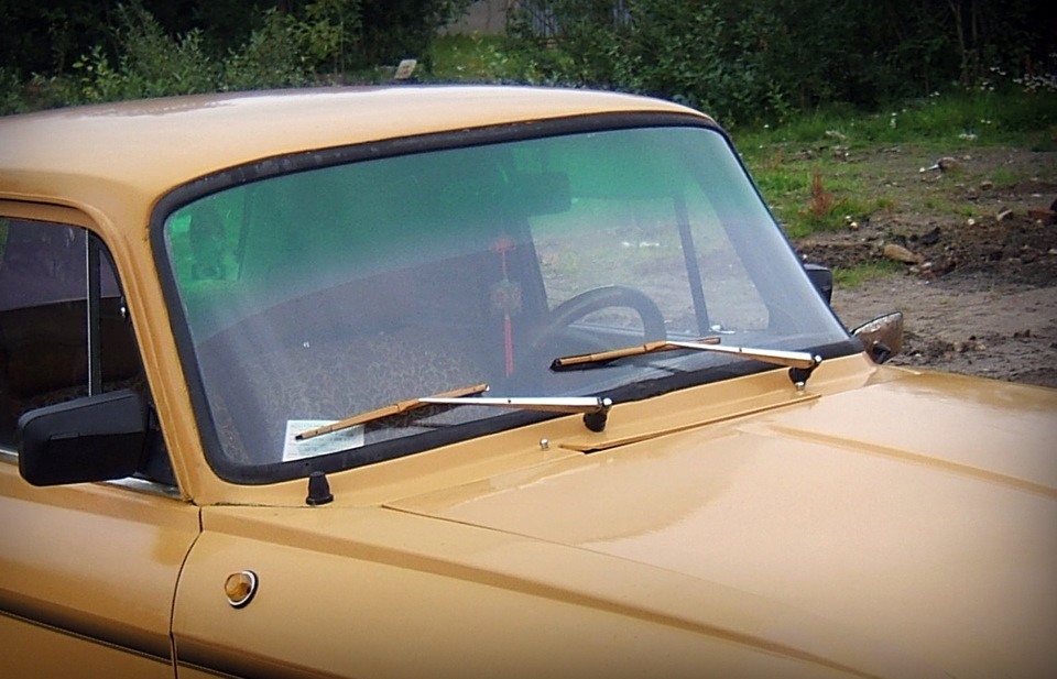 Полоса на лобовом стекле — ИЖ Москвич 412, 1,5 л., 1983 года ...