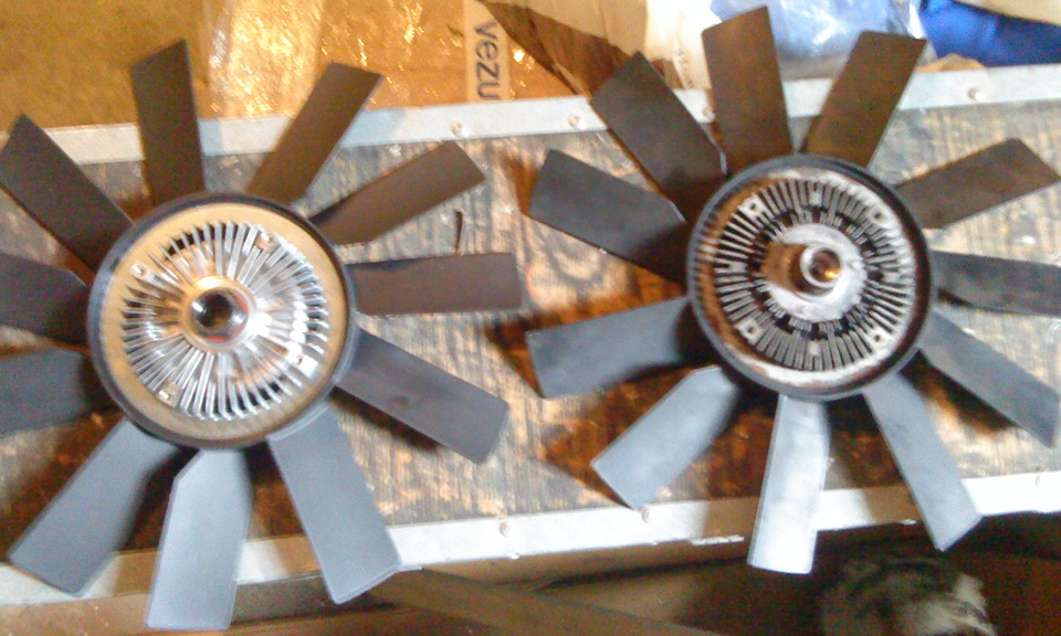 Вязкостная муфта уаз. Вискомуфта змз 409. Вискомуфта ваз 2107. Вискомуфта с вентилятором патриот 409. Муфта вентилятора мерседес g500.