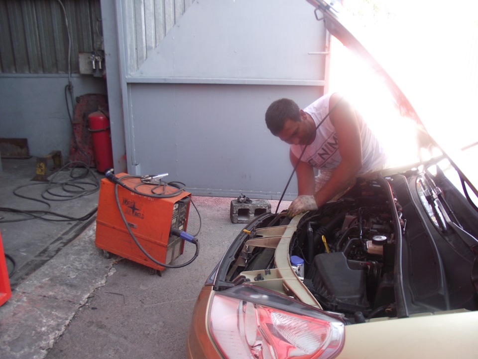 Фото в бортжурнале Ford Galaxy (Mk III)