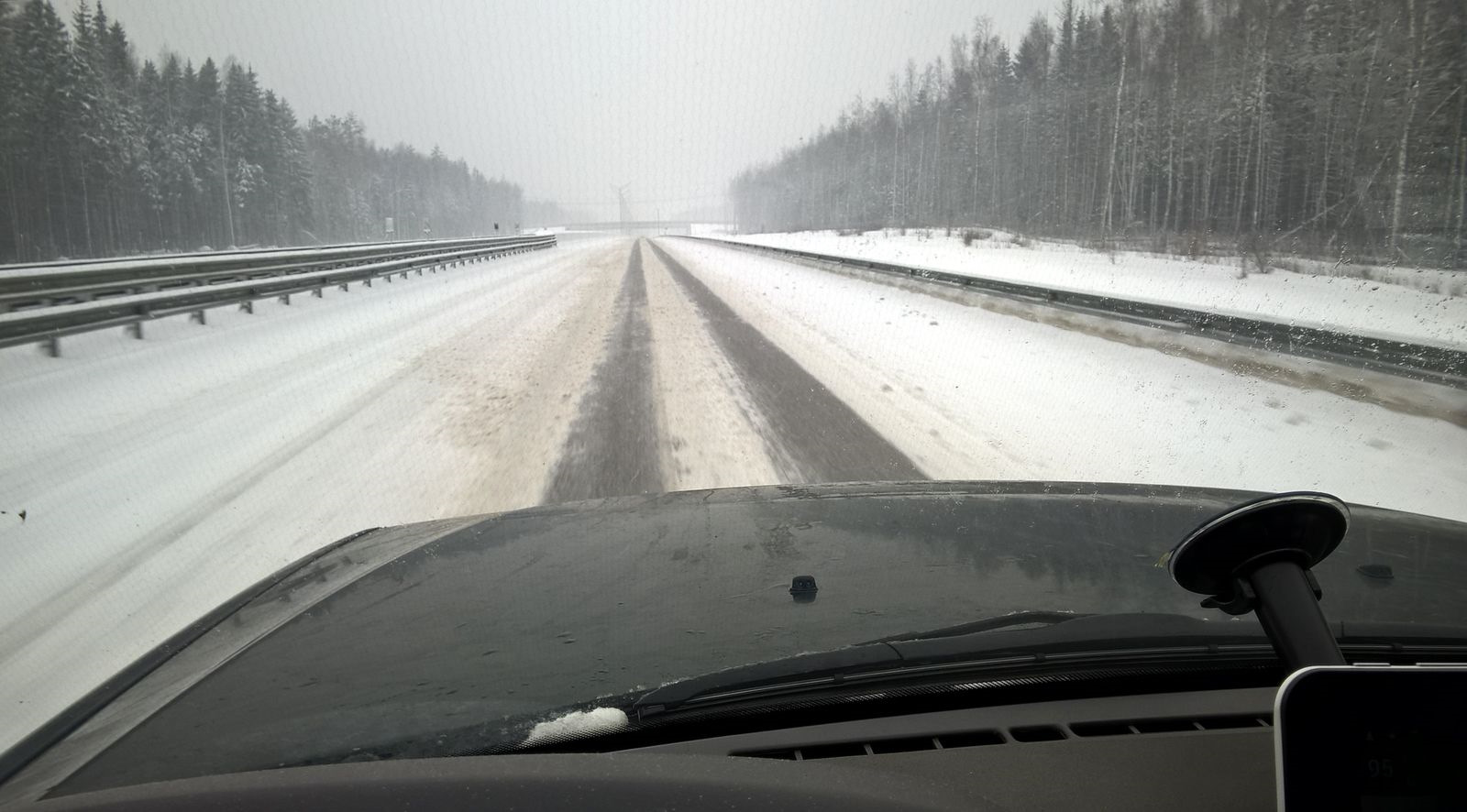 М состоянии. Трасса м11 зимой. М 11 зимой. М11 фото зимой. Путешествие м11 зима.