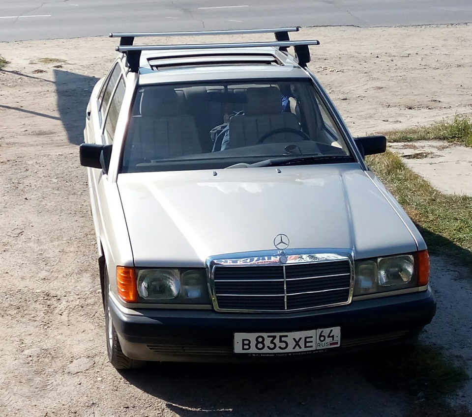 Поставил свой подарок от брата на день рождения! — Mercedes-Benz 190  (W201), 2,3 л, 1990 года | аксессуары | DRIVE2