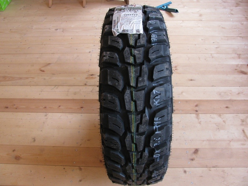 Kumho kl71 r15. Kumho road venture kl71. Kumho kl71 r15. Kumho kl71 215/75 r15. Kumho road venture kl71.