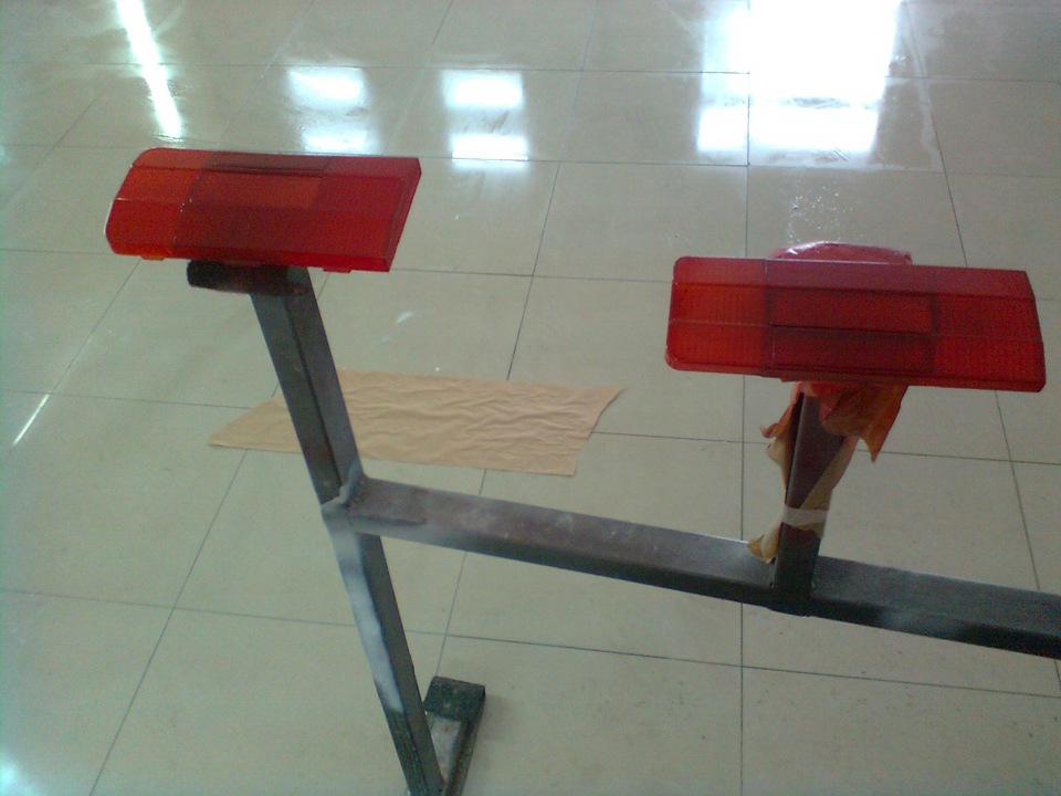 Тонировка лаком задних фонарей и передних габаритов — LADA 21063, 1,5 л ...