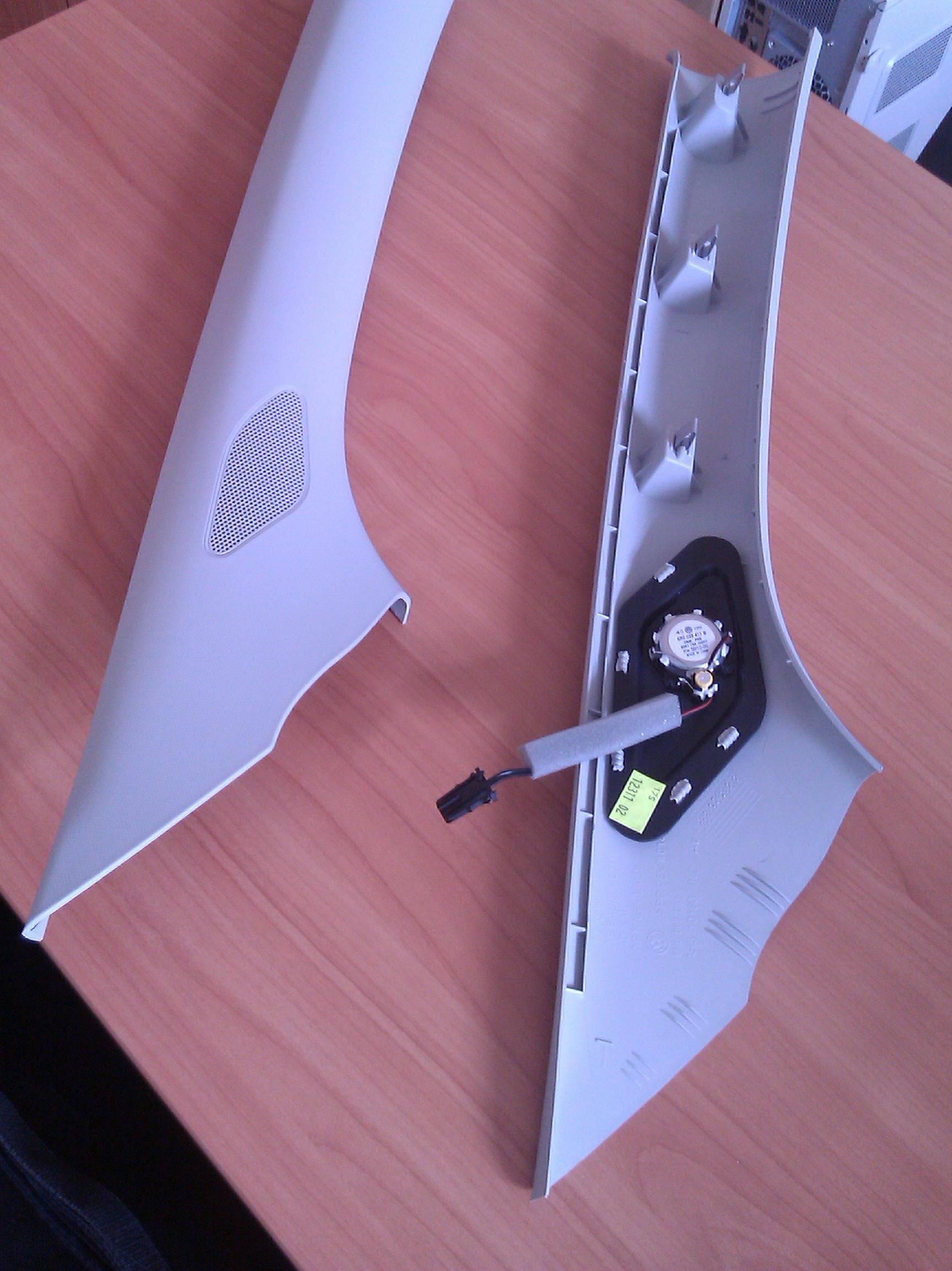 накладка стойки салона камри 50. обшивка стойки передней левая civic 4d. ауди а6 с5 обшивка центральной стойки. центральная накладка стойки поло седан карбон. обшивка стойки.