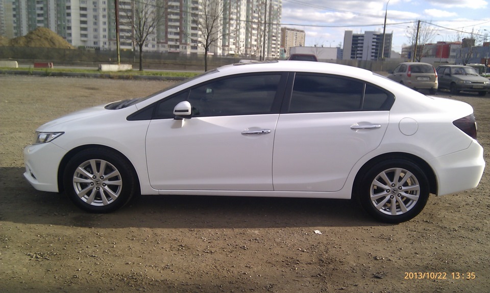 Тонировка передних стекол и задних фонарей — Honda Civic 4D (9G), 1,8 л ...