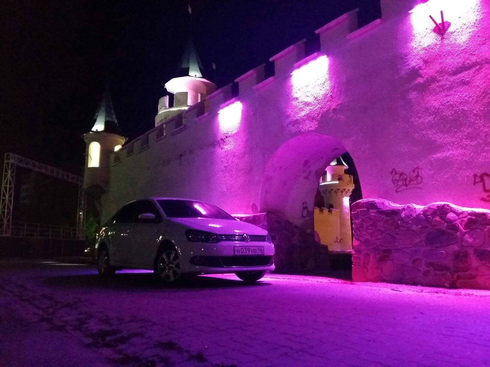 Нашёл интересное местечко — Volkswagen Polo Sedan, 1,6 л, 2014 года ...