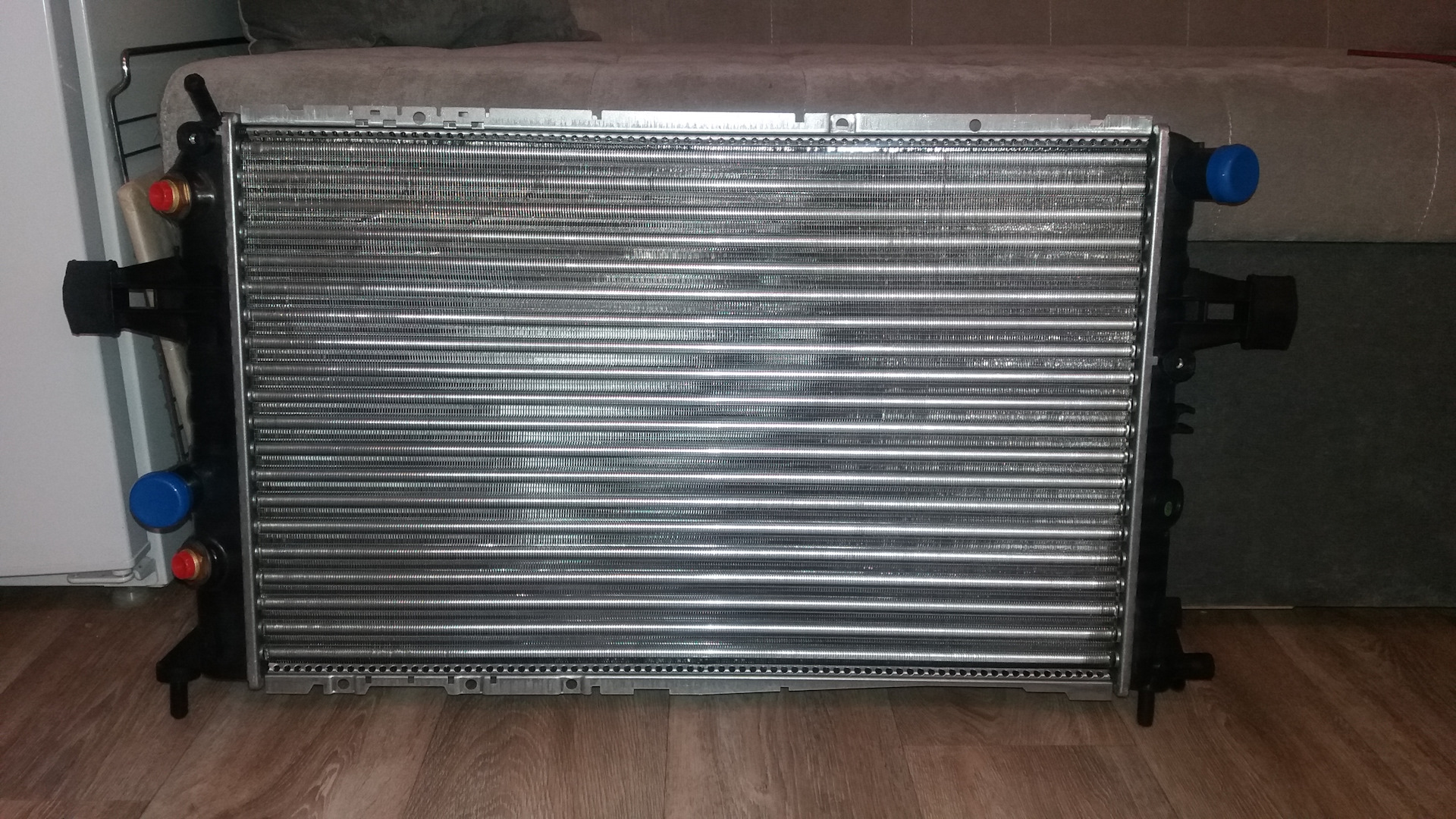 Радиатор кондиционера опель фронтера б 2 и 2 дизель. Радиатор охлаждения опель синтра 2. 2 бензин. Радиатор охлаждения опель синтра 2. Радиатор синтра.