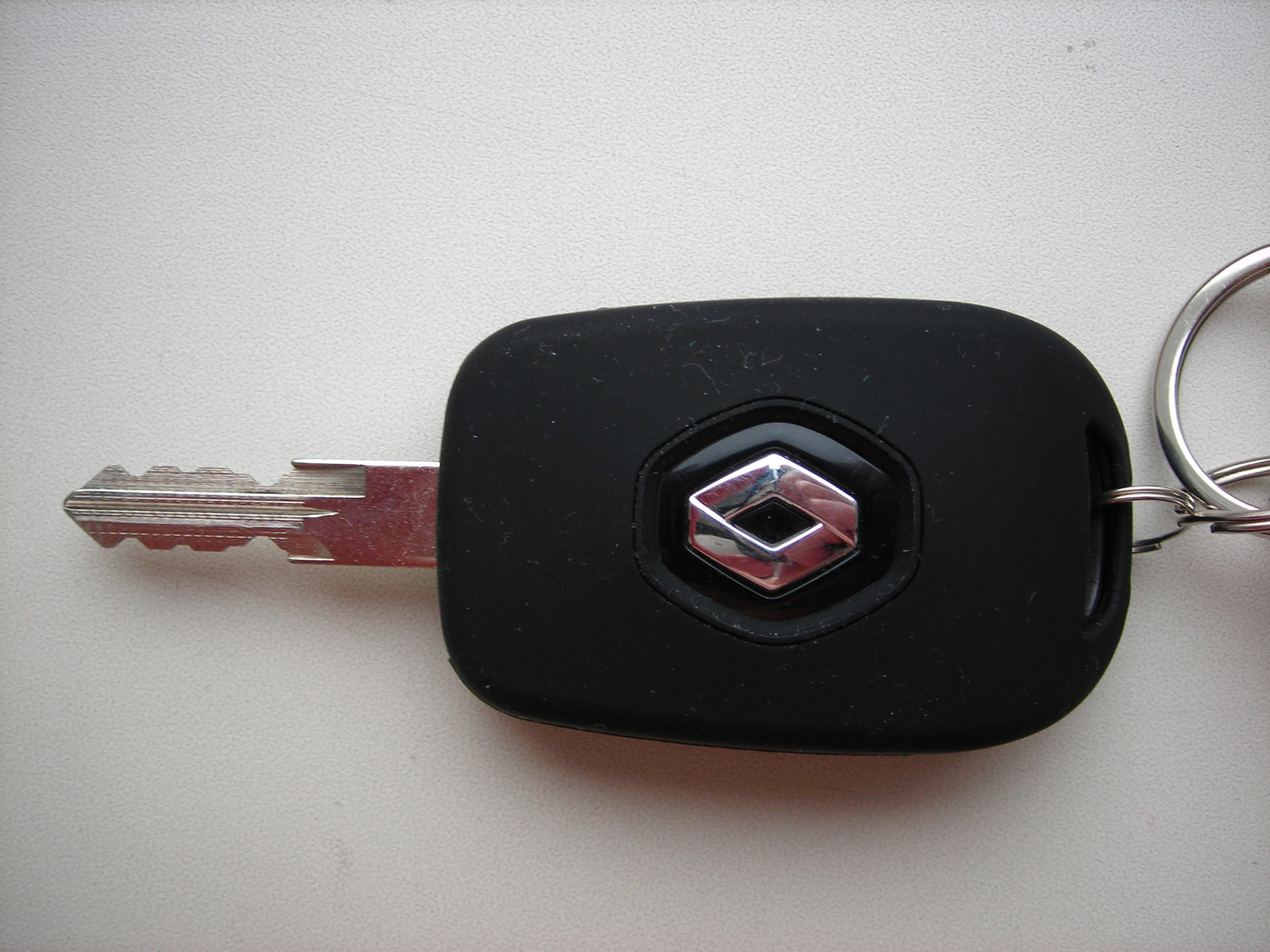 Ключ Renault Сандеро