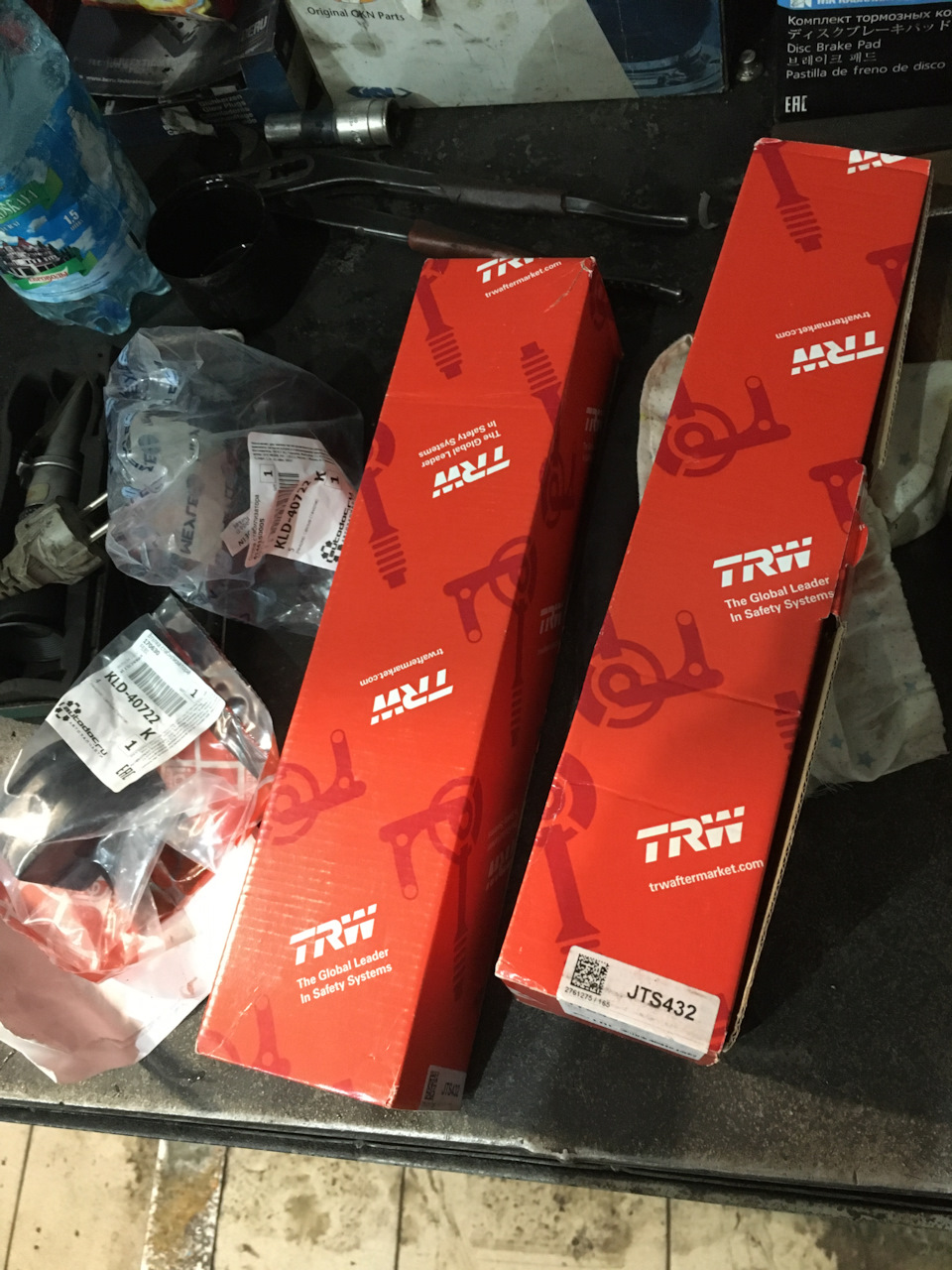 оптический стабилизатор камеры что это. упражнение сотня пилатес. V стабилизация. оптическая стабилизация изображения. тренировка 10 лет мускул.