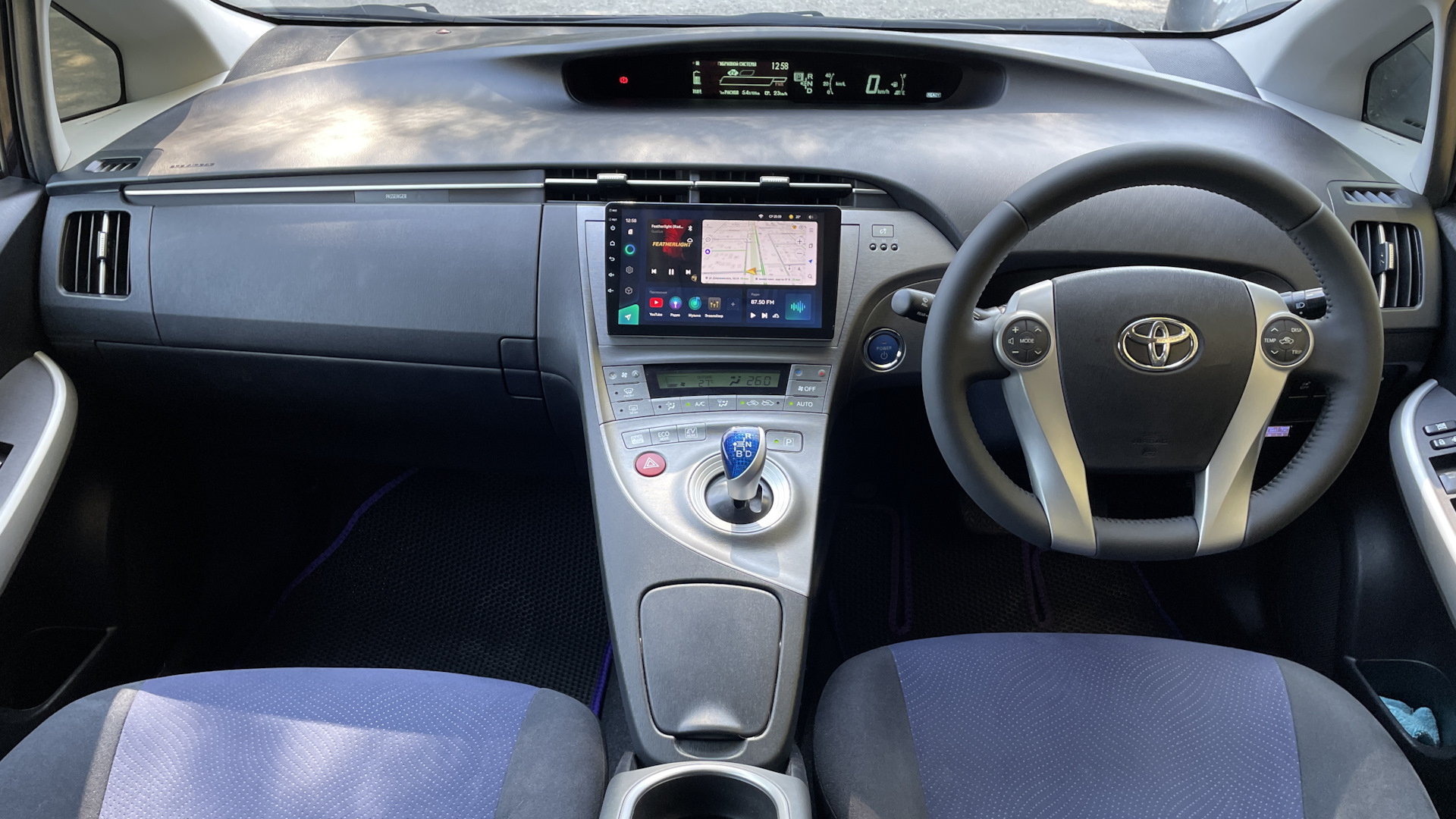 Toyota Prius (30) 1.8 гибридный 2012 | Фиолетовый Металлик на DRIVE2