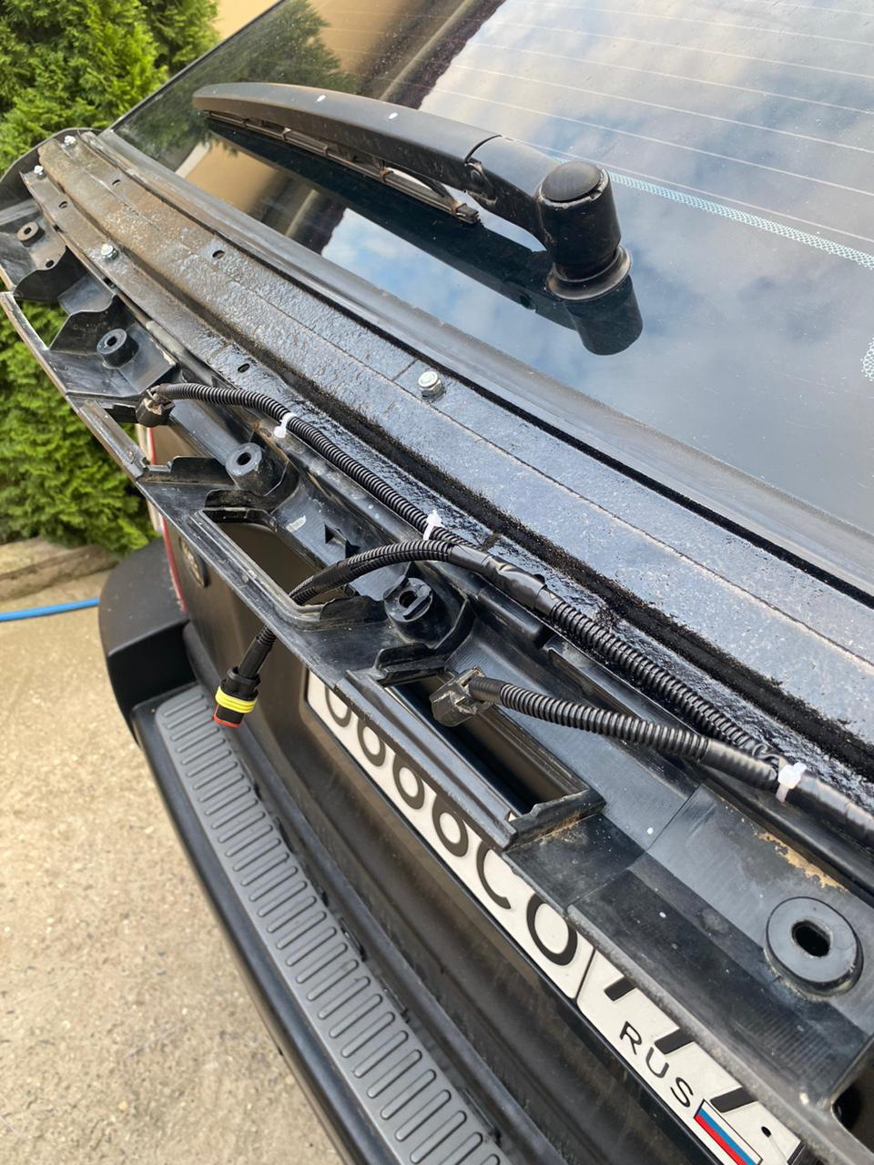 Вот и первый опыт владения старым LR) Заклинил замок багажника. — Land ...