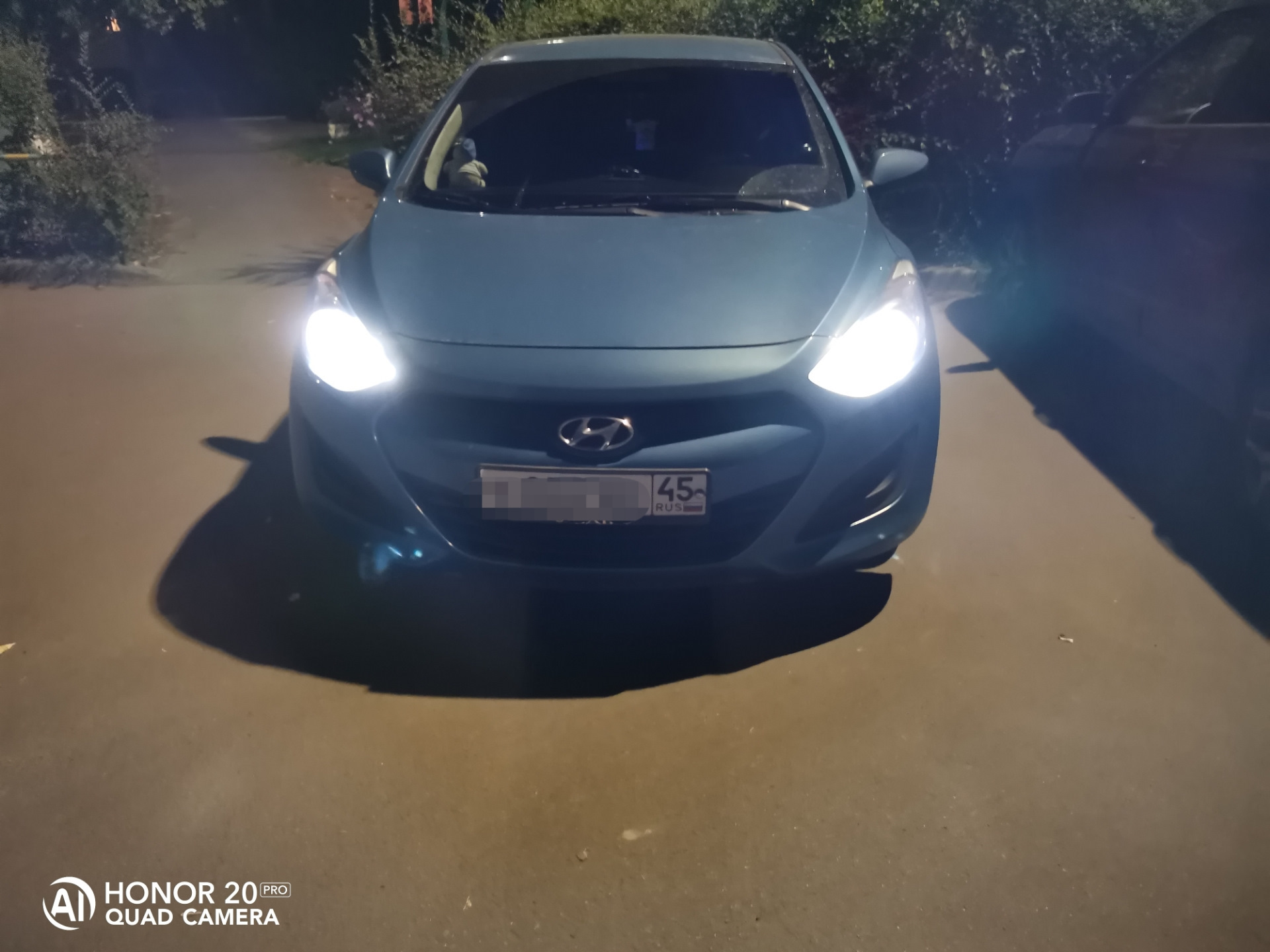 Свет хендай ай 30. Лампы hyundai i40 2013. Лампа ближнего света хендай ай 30. Хендай i30 лампа ближнего света. Регулировка фар хендай i30.