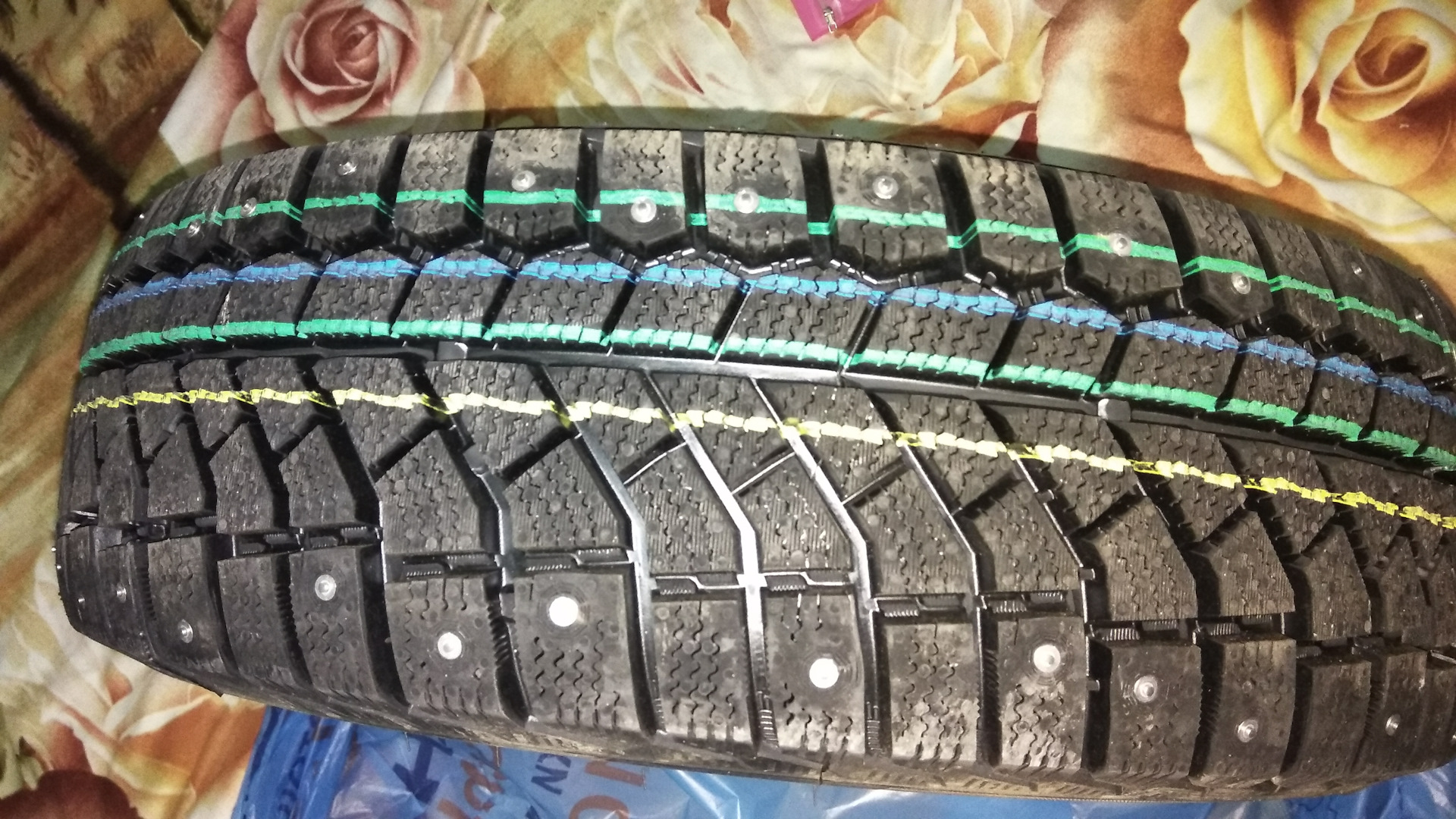 Виатти зима. 175/65r14 82t Brina Nordico (v-522) шип. Виатти 522 175/65 r14. 175/65 R14 v-522. Viatti v522 175 65 14.