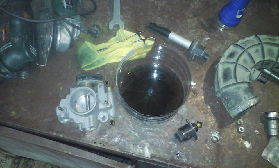 замена регулятора холостого хода — Lada Приора седан, 1,6 л, 2007 года ...