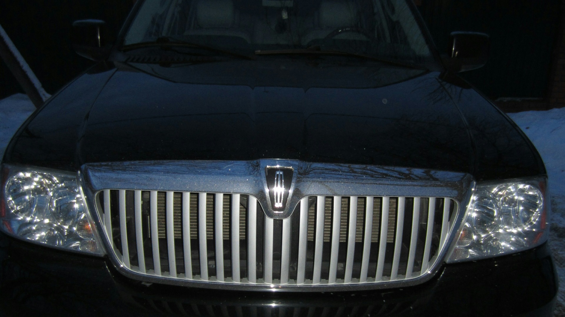 Lincoln Navigator (2G) 5.4 бензиновый 2005 | ЧЕРНЫЙ ЛАЙНЕР на DRIVE2