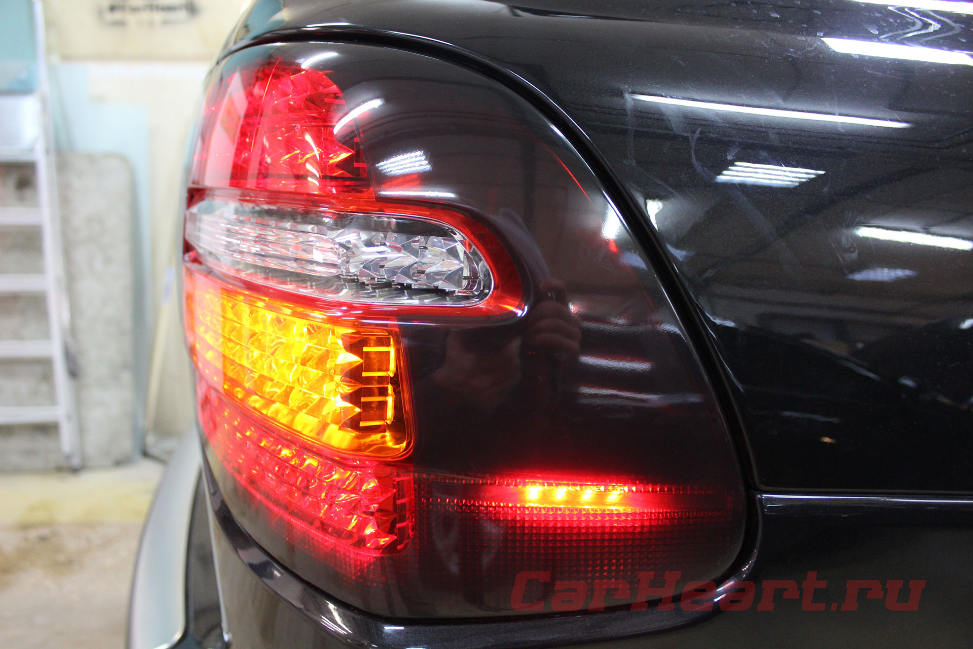 Как снять фонарь задний кайен Porsche Cayenne 957, изготовление эксклюзивных светодиодных фонарей - CarHeart н
