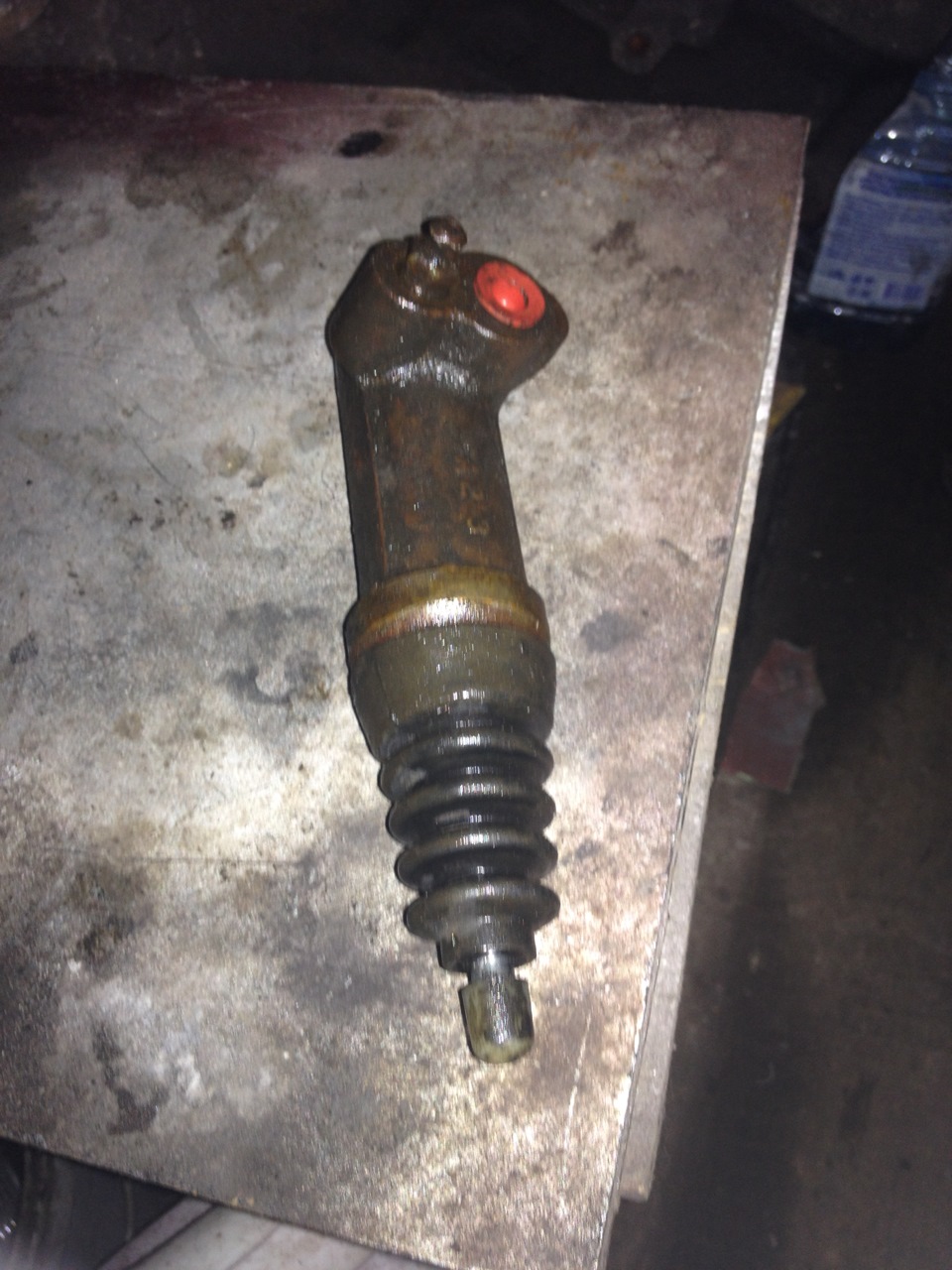 Мягкая педаль сцепления или замена цилиндров сцепления. — Audi 80 (B3 ...