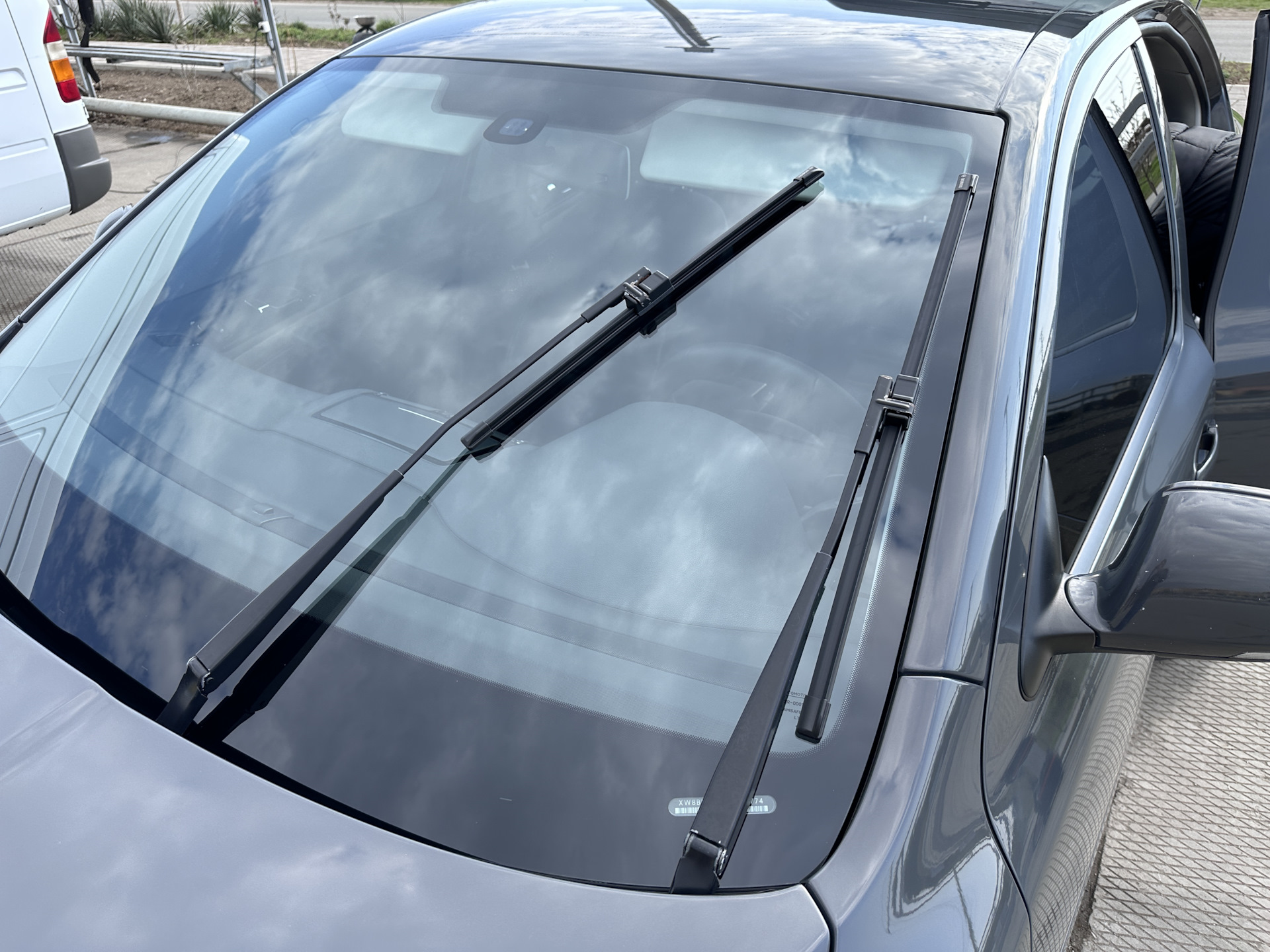 Новые дворники Bosch к новому лобовому. — Skoda Octavia A5 Mk2, 1,8 л ...