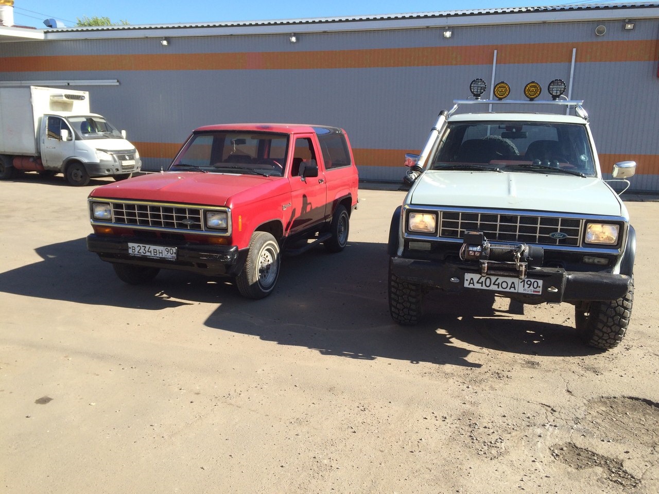 В гостях у Бронко — Ford Bronco II, 4 л, 1987 года | встреча | DRIVE2