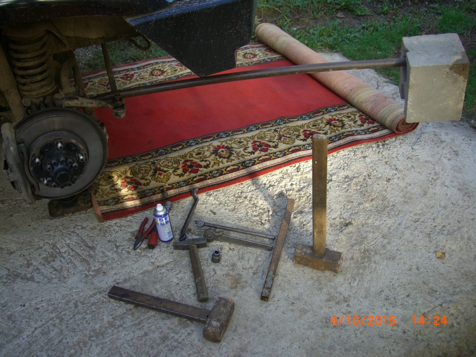 Подтяжка шкворней, шприцевание и смазка рулевых. — УАЗ Patriot, 2,2 л ...