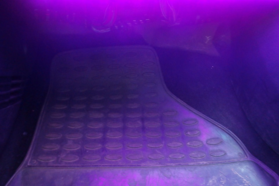 Фото подсветки ног и всякой мелочевки — Ford Fusion, 1,6 л, 2006 года