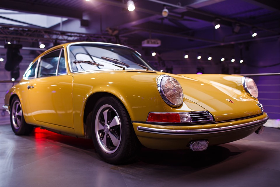 Спорткар центр порше. Порше 902. Порше 942. Porsche 985.