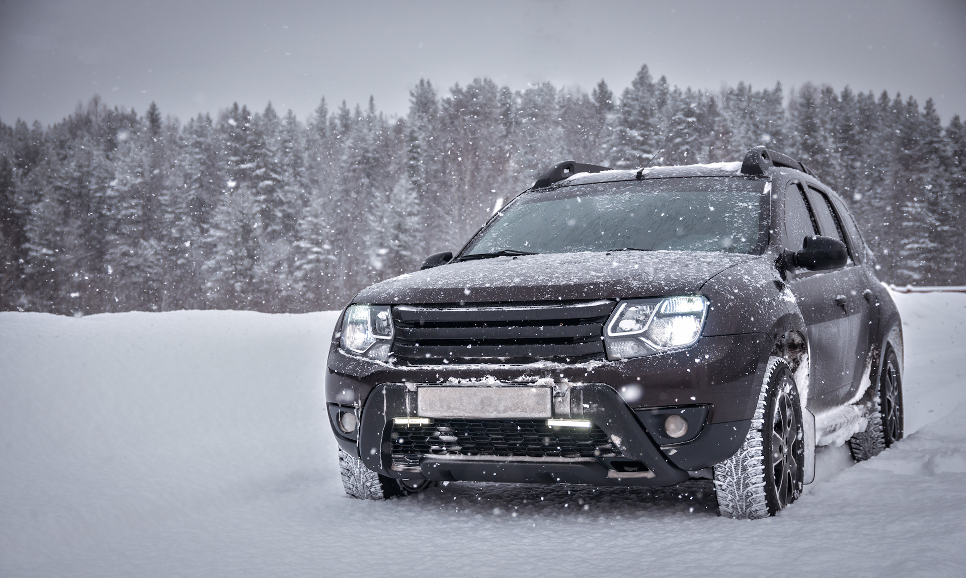 Рен машина. Renault Duster Winter. Renault Duster 2022. Рено Дастер зима. Рено Дастер 2022 зимой.