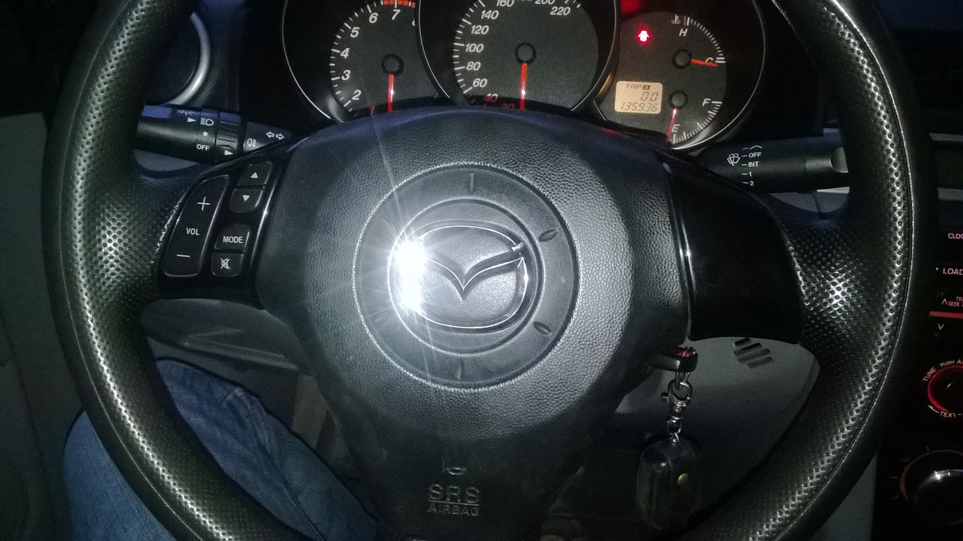 кнопки в руль — Mazda 3 (1G) BK, 1,6 л, 2006 года | аксессуары | DRIVE2
