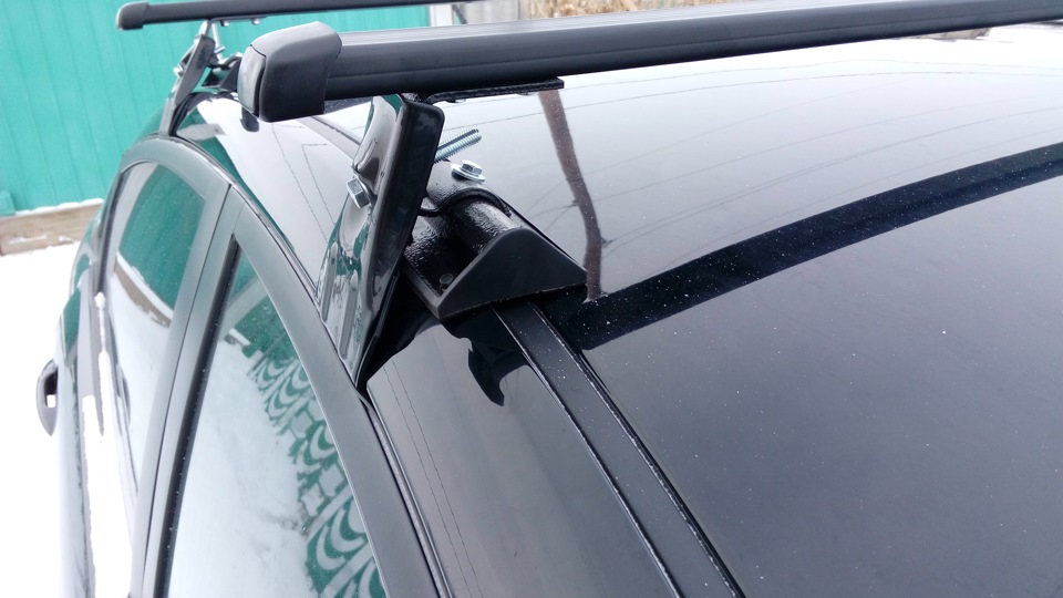 Установка багажника муравей на крышу автомобиля видео